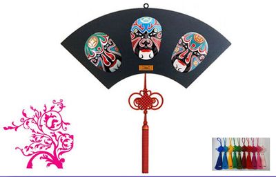 大號中國戲劇臉譜扇面掛件 傳統(tǒng)藝術(shù)的瑰麗呈現(xiàn)與供應(yīng)新篇章
